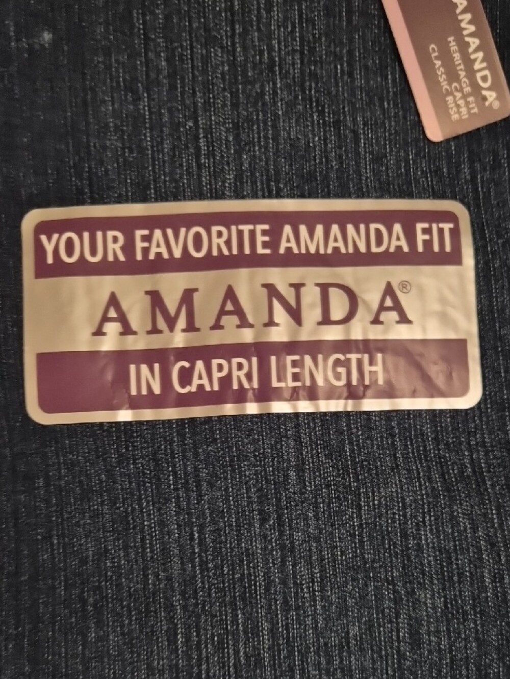 Gloria Vanderbilt Amanda Capris- Size 14 P - Picture 10 of 11